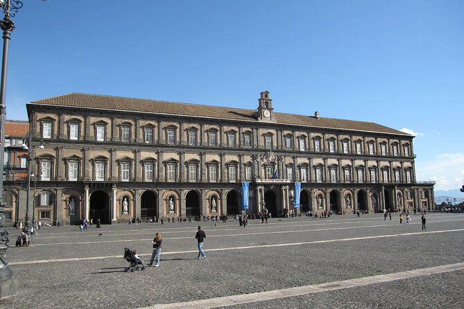 Deluxe Private Tour: Pompeii, Sorrento and Naples Private Driver - Naples for Pizza, Pastries, and City Life
