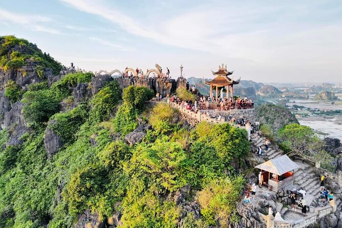 Deluxe & Small Group Hoa Lu Tam Coc Mua Cave Full Day Tour - Limousine Transfer - Returning to Hanoi after a long day