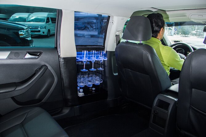 Departure by Luxury Sedan From Playa del Carmen to Cancun Airport - What you will not get on this experience