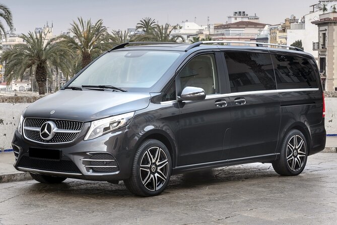 Departure Transfer: Barcelona to Cruise Port by Luxury Van - Meeting your driver at the hotel