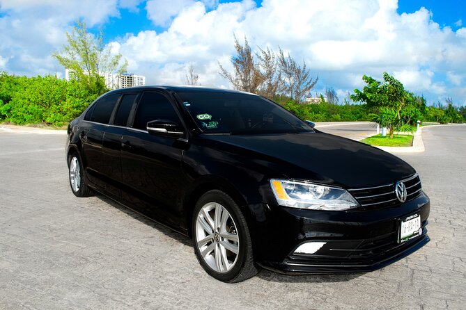 Departures in Luxury Sedan from Tulum to Cancun Airport - Leaving Tulum with a private car