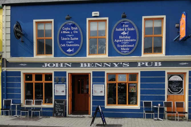 Dingle Town & Peninsula Private Chauffeur Driven Day Tour From Killarney Luxury - Starting in Dingle town with time to wander