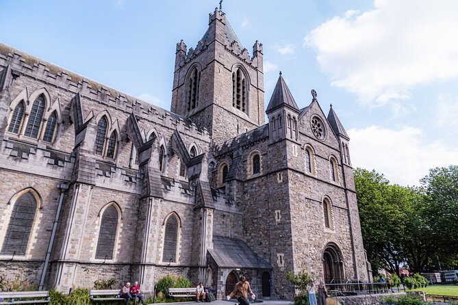 Dublin: Private Chauffeur Tour - Dublin Castle and the extra admission cost