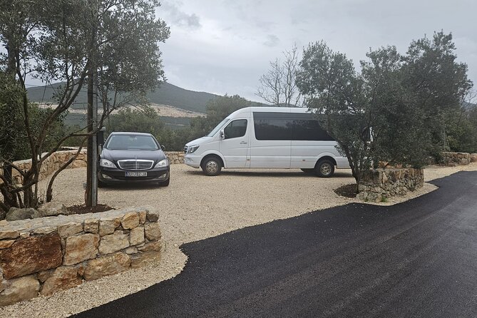 Dubrovnik to Split luxury transfer with 5course LUNCH INCLUDED - Why the setting matters as much as the food