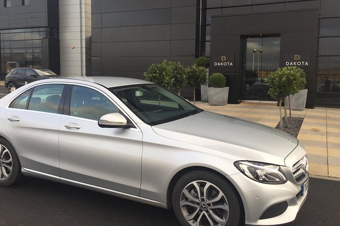 Edinburgh Airport to Glasgow City Chauffeured Hire Driver - The drive to Glasgow in a Mercedes