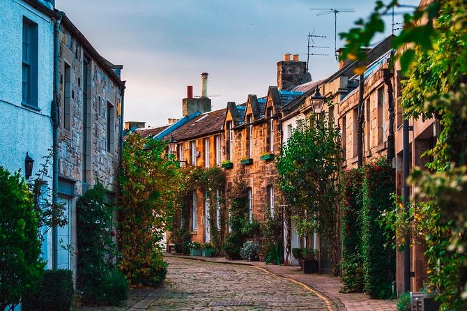 Edinburgh Half Day Tour (Private Chauffeur) - A fast way to understand Edinburgh