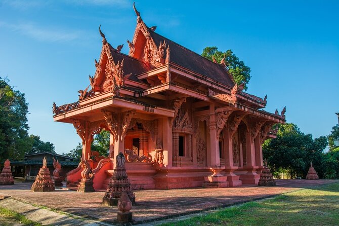 Exclusive Koh Samui: Private Driver & Car Experience - Hin Ta and Hin Yai are quick, memorable coastal stops