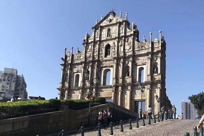 Exclusive Transfer Private Car Service from Hong Kong to Macau" - What the 45-minute journey really includes