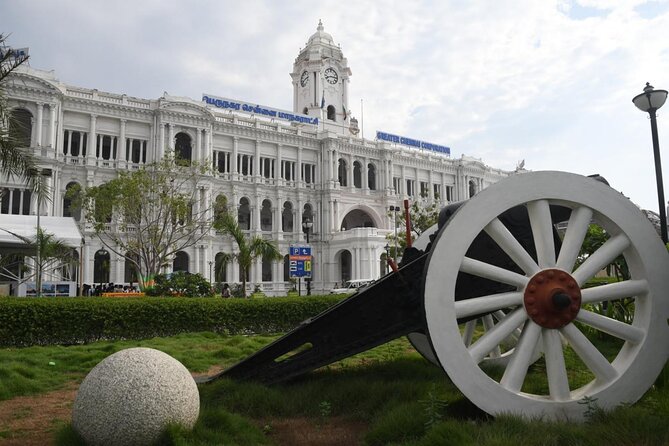 Explore Chennai Private Car Tour Experience - One hour with Chennai’s art and archaeology