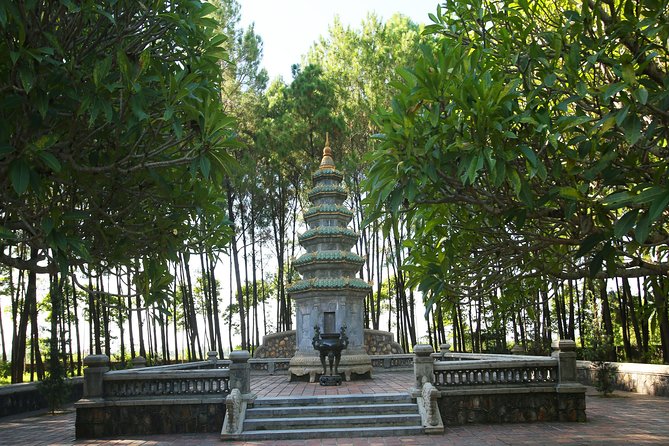 Exploring Hue Imperial City With Professional Driver By Private Car - Why a private car works well in Hue