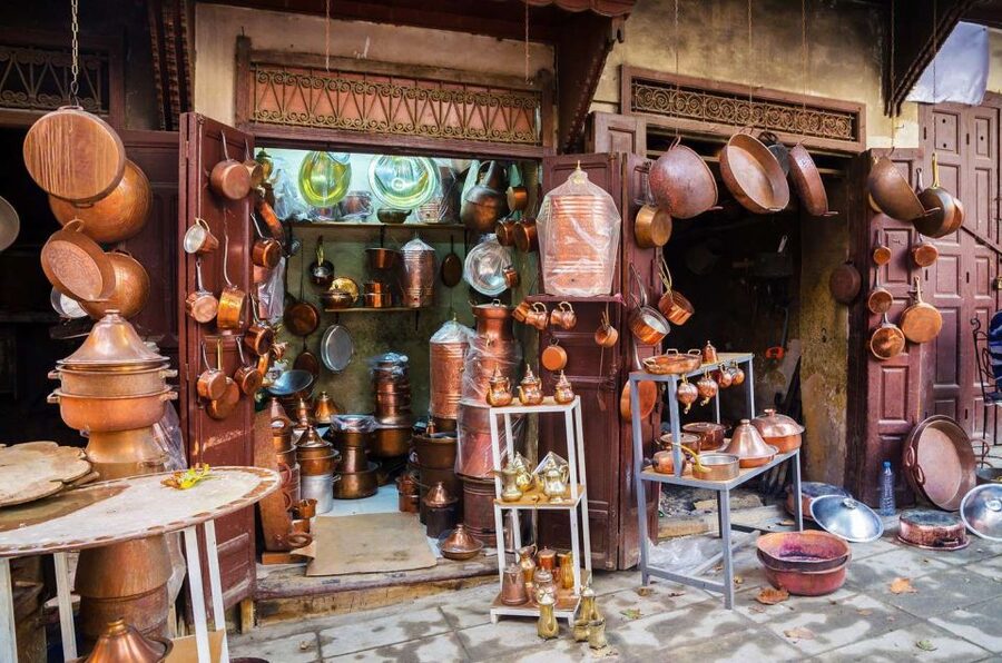 Fes Private Guided Tour With Luxury Car - The Tannery and Seffarine Square