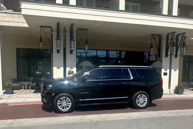 First class limo in Nashville, Tennessee luxury car - What this Nashville limo ride really provides
