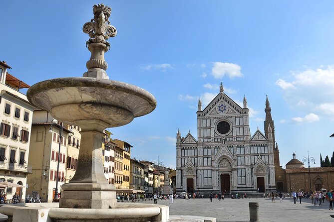 Florence private city car Tour by Mercedes Car with driver - Santo Spirito: a quieter Oltrarno stop