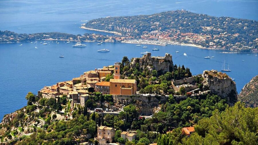 French Riviera: Private Driver Guide Tailor-Made Tour - The guides are a major part of the experience