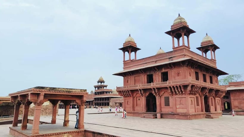 From Agra : Fatehpur Sikri Sightseeing by Private Car - Lunch, ticket choices, and the real price