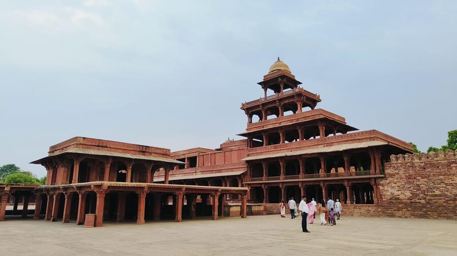 From Agra : Fatehpur Sikri Sightseeing by Private Car - Should you book it?