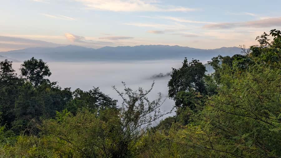 From Chiang Mai: Day Tour to Pai Highlights by Private Car - Lunch and free time in Pai town