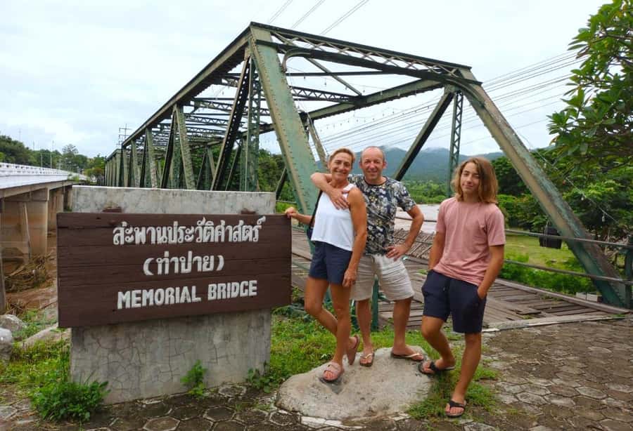 From Chiang Mai: Day Tour to Pai Highlights by Private Car - Wat Phrathat Mae Yen and its 300 steps
