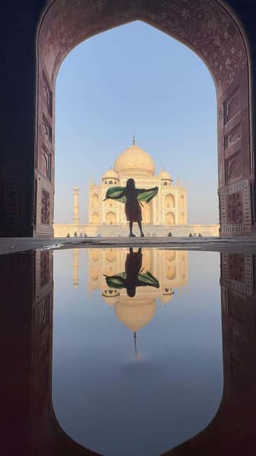 From Delhi Exclusive Taj Mahal Private Tour with Luxury Car - A five-star lunch break in Agra