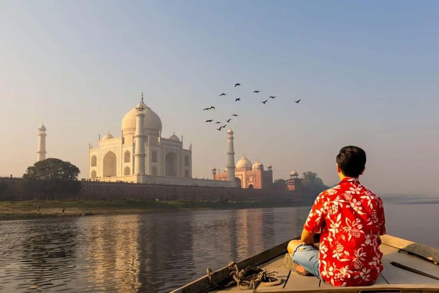 From Delhi Exclusive Taj Mahal Private Tour with Luxury Car - What the private format really gives you