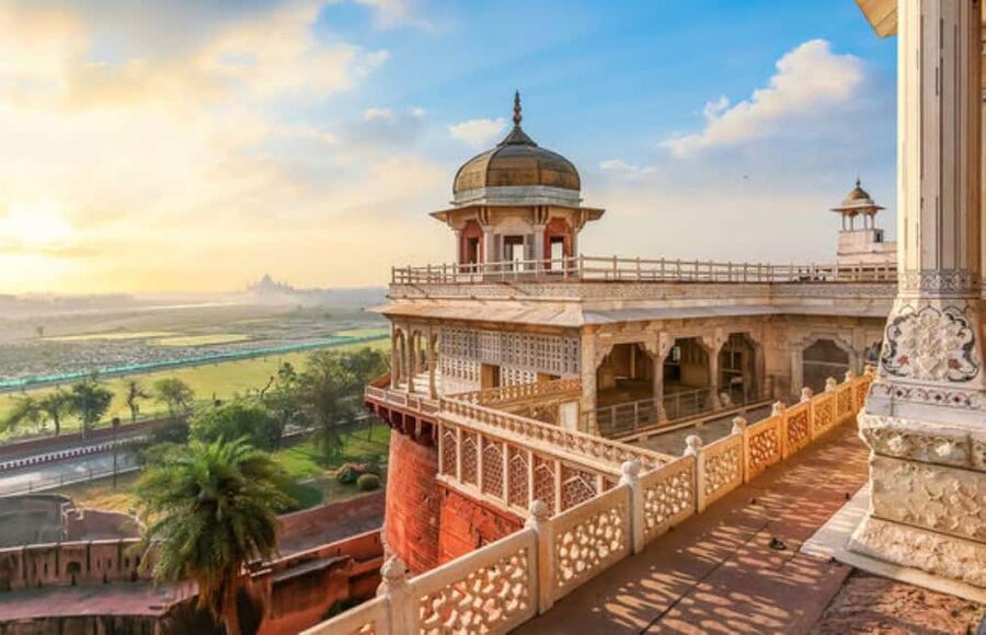 From Delhi Exclusive Taj Mahal Private Tour with Luxury Car - Price, inclusions, and real value