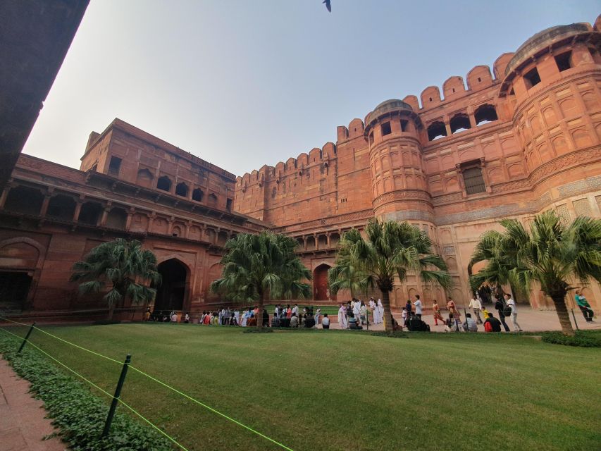 From Delhi: Taj Mahal Agra Day Tour by luxury car - Practical details that matter on the day