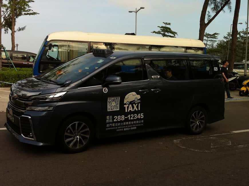 From Delhi: Taj Mahal Agra Day Tour by luxury car - Returning to Delhi after a long day