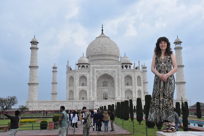From Delhi Taj Mahal and Agra full Day Tour All Inclusive - The three-hour ride from Delhi