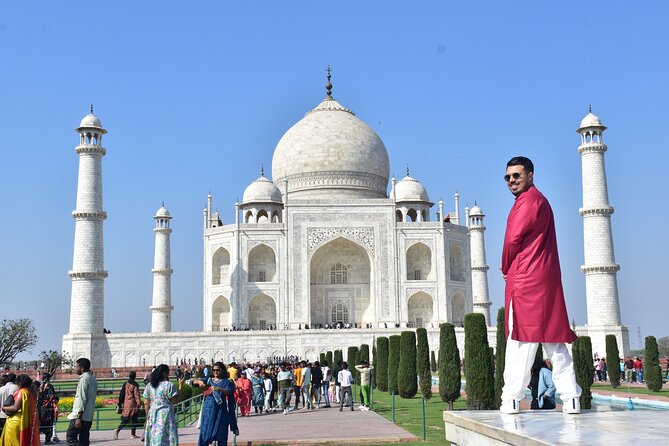 From Delhi Taj Mahal & Full day Agra tour by Private Car - The guides make the monuments easier to read