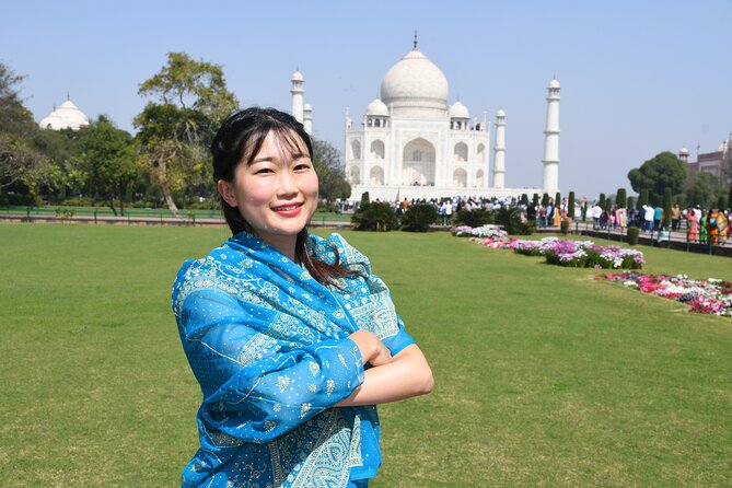 From Delhi Taj Mahal & Full day Agra tour by Private Car - Reaching Agra in a private car