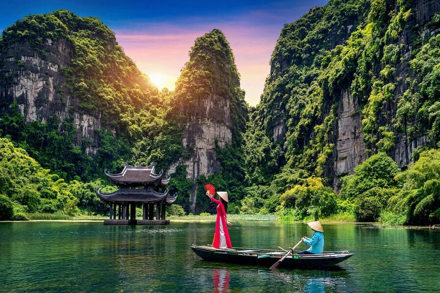 From Hanoi: 1-Day Private Car to Incense Village & Ninh Binh - What the $75 price really covers