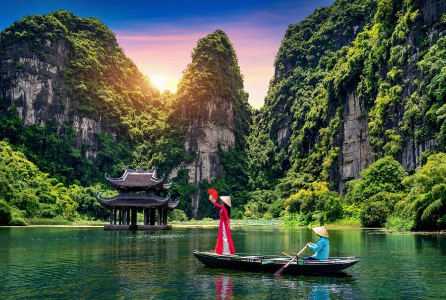 From Hanoi: Hoa Lu-Trang An-Mua Cave Luxury Trip w/Limousine - Why this Ninh Binh day trip works