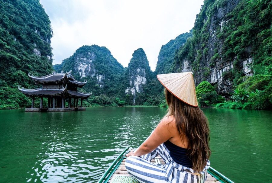 From Hanoi: Hoa Lu-Trang An-Mua Cave Luxury Trip w/Limousine - What the $48 price really covers