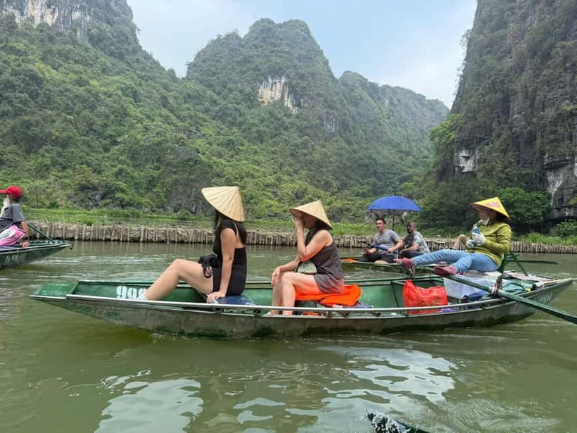 From Hanoi: Ninh Binh, Hoa Lu, Tam Coc, & Mua Cave Day-Trip - How the timing and group size affect the day