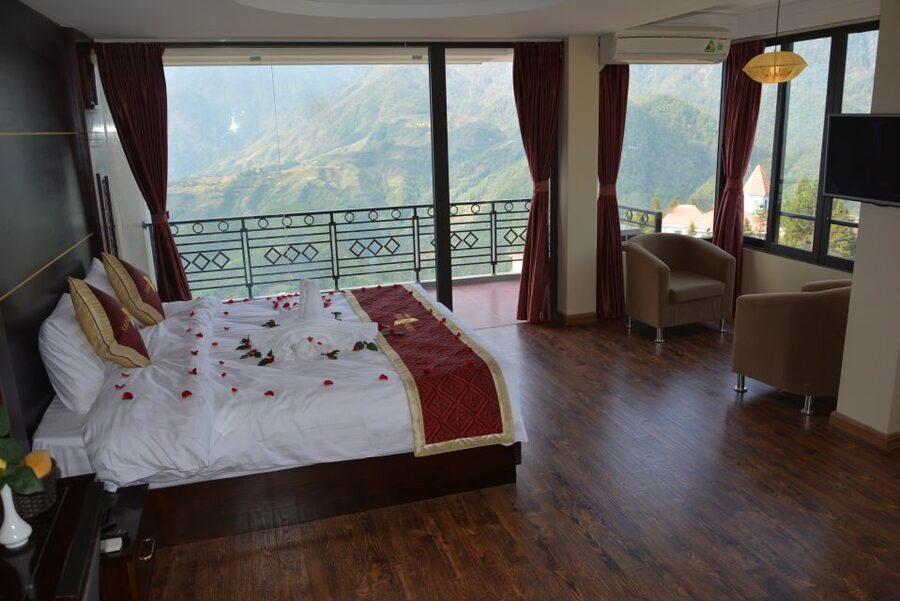 From Hanoi: Sapa 3-Day Medium Trek and Limousine Trip - Who should book this Sapa experience?