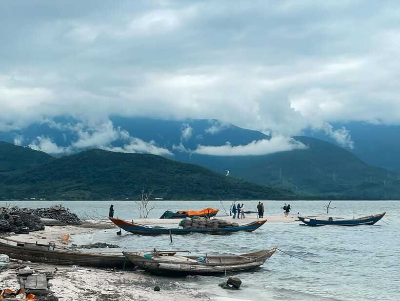 From Hue: Private Car to Hoi An via An Bang Cemetery - Is $55 per person good value?