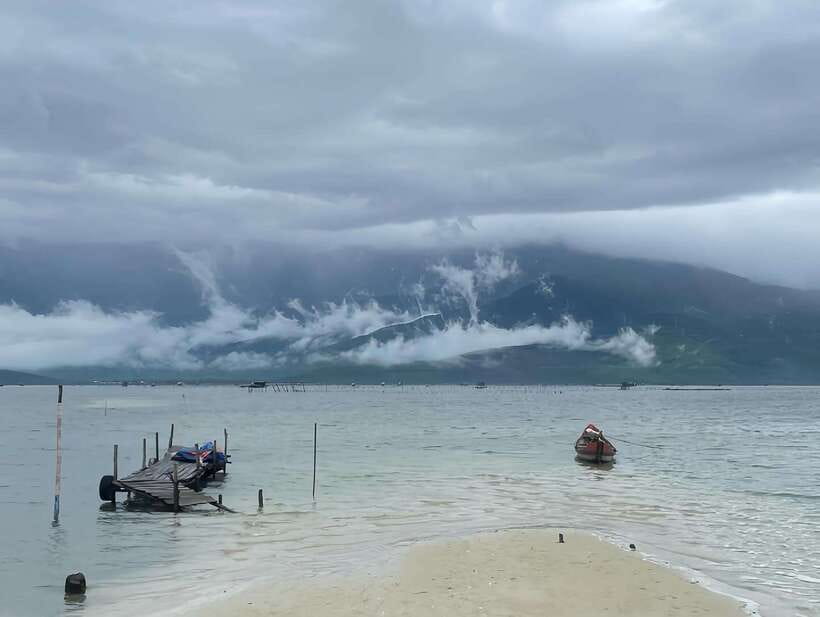 From Hue: Private Car to Hoi An via An Bang Cemetery - Hai Van Pass, the day’s signature road