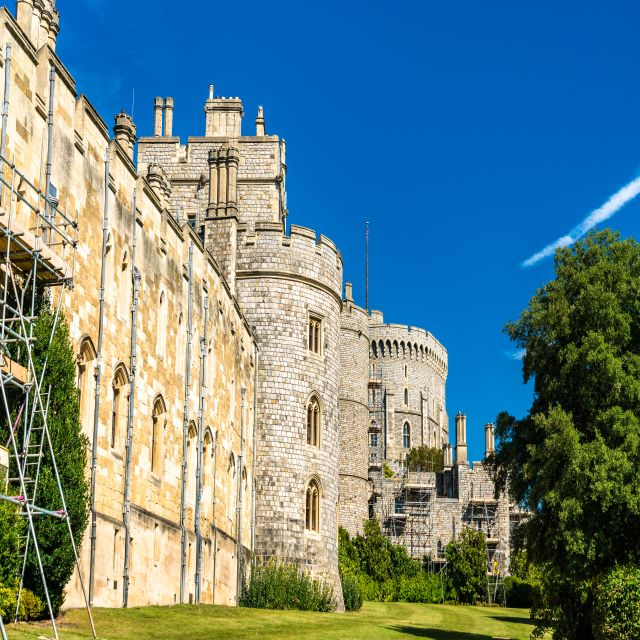 From London: Skip-the-line Windsor Castle Private Car Trip - The private ride from your London accommodation