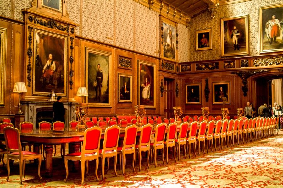 From London: Stonehenge, Bath and Windsor Private Car Tour - Stonehenge after the crowds