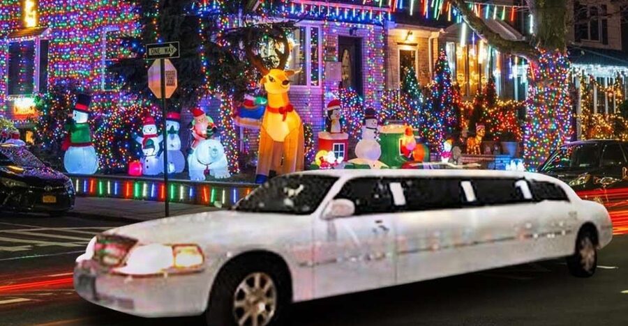 From Manhattan: Private Brooklyn Christmas Tour by Limousine - Walking Through the 30 to 40 Minutes of Lights