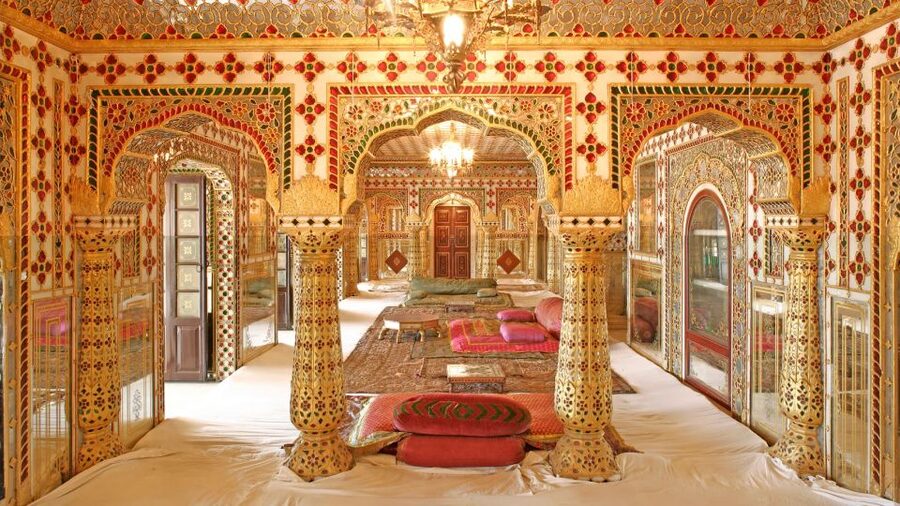 From New Delhi: Jaipur Tour by Fast Train or by Private Car - Jantar Mantar makes astronomy feel solid