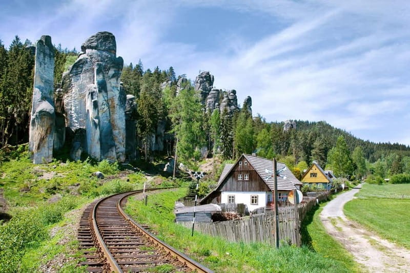 From Wroclaw: Adršpach Rock City Trip with Private Driver - Why Adršpach makes a good day from Wroclaw