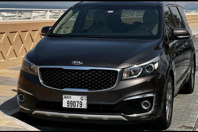 Full Day Car with Chauffeur Services in Dubai - Why a Chauffeur Helps in Dubai