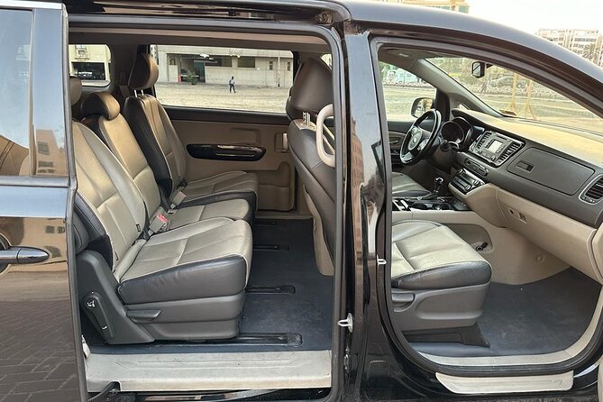 Full Day Car with Chauffeur Services in Dubai - Best Uses for Families, Groups, and Business Visitors