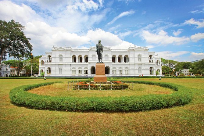 Full-Day Colombo City Tour (Private Car) - A useful first day in Colombo