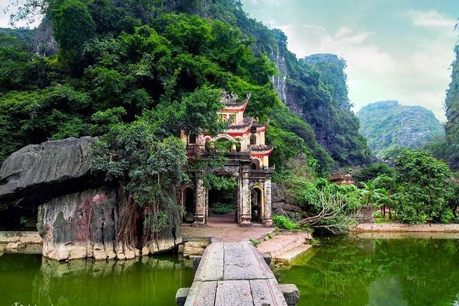 Full Day Hoa Lu Tam Coc Excursion from Hanoi by Limousine - Hoa Lu, Vietnam’s early capital from 968 to 1010