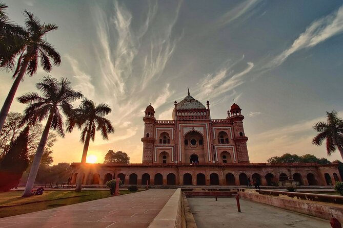 Full-Day New and Old Delhi Private Car Tour with Pick Up - Two hours at Swaminarayan Akshardham