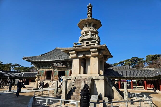 Full Day Private car tour to UNESCO Gyeongju&Yangdong village - Cheomseongdae and the open fields around it