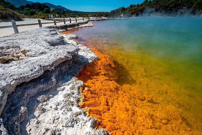 FULL DAY ROTORUA TOUR - Fully Customisable 13 hours Unlimited KMS - Māori culture: choose one experience with time to listen