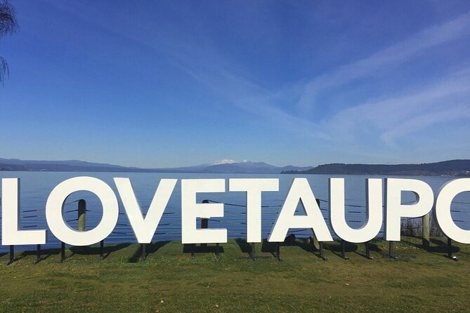 FULL DAY ROTORUA TOUR - Fully Customisable 13 hours Unlimited KMS - Taupō and Huka Falls: worthwhile additions from Rotorua